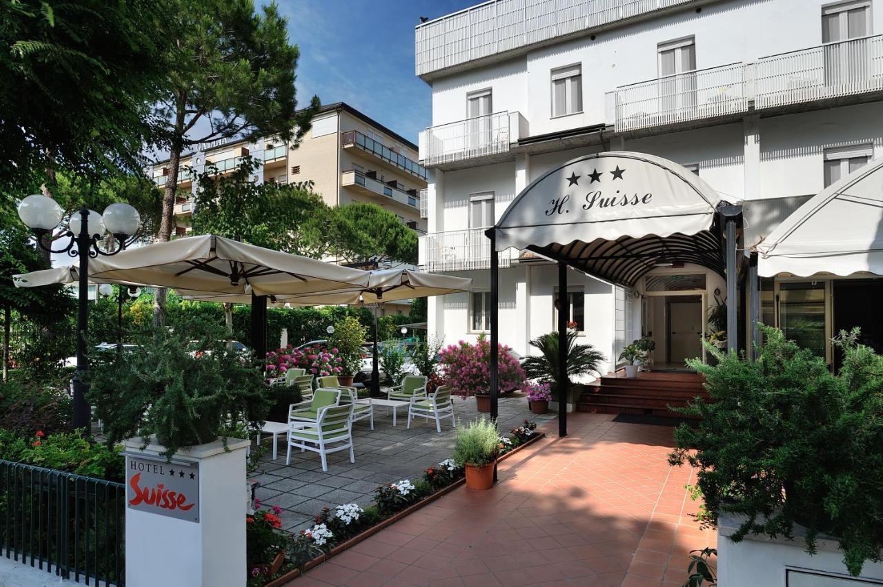 Hotel Suisse Милано Мартима Екстериор снимка